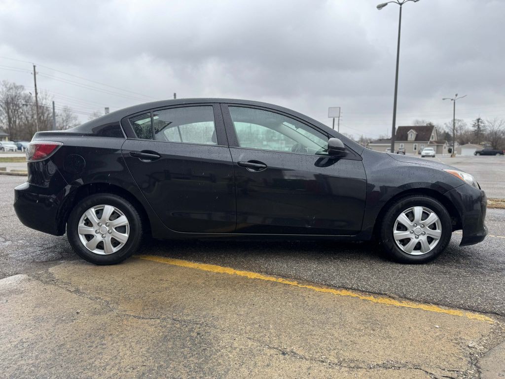 2013 Mazda Mazda3 Image 5