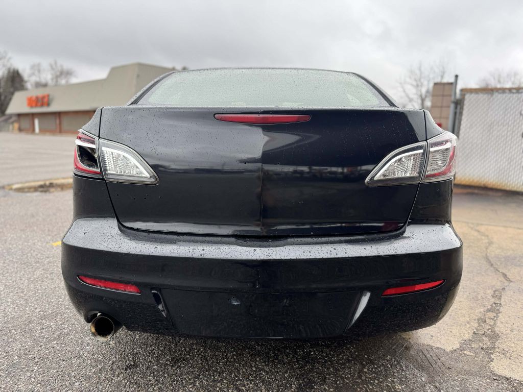 2013 Mazda Mazda3 Image 7