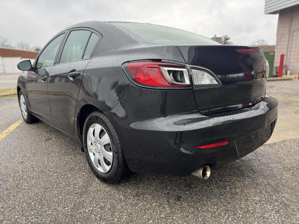 2013 Mazda Mazda3 Image 8