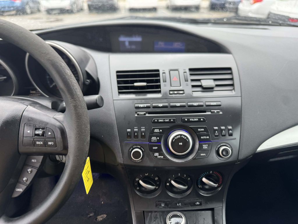 2013 Mazda Mazda3 Image 15