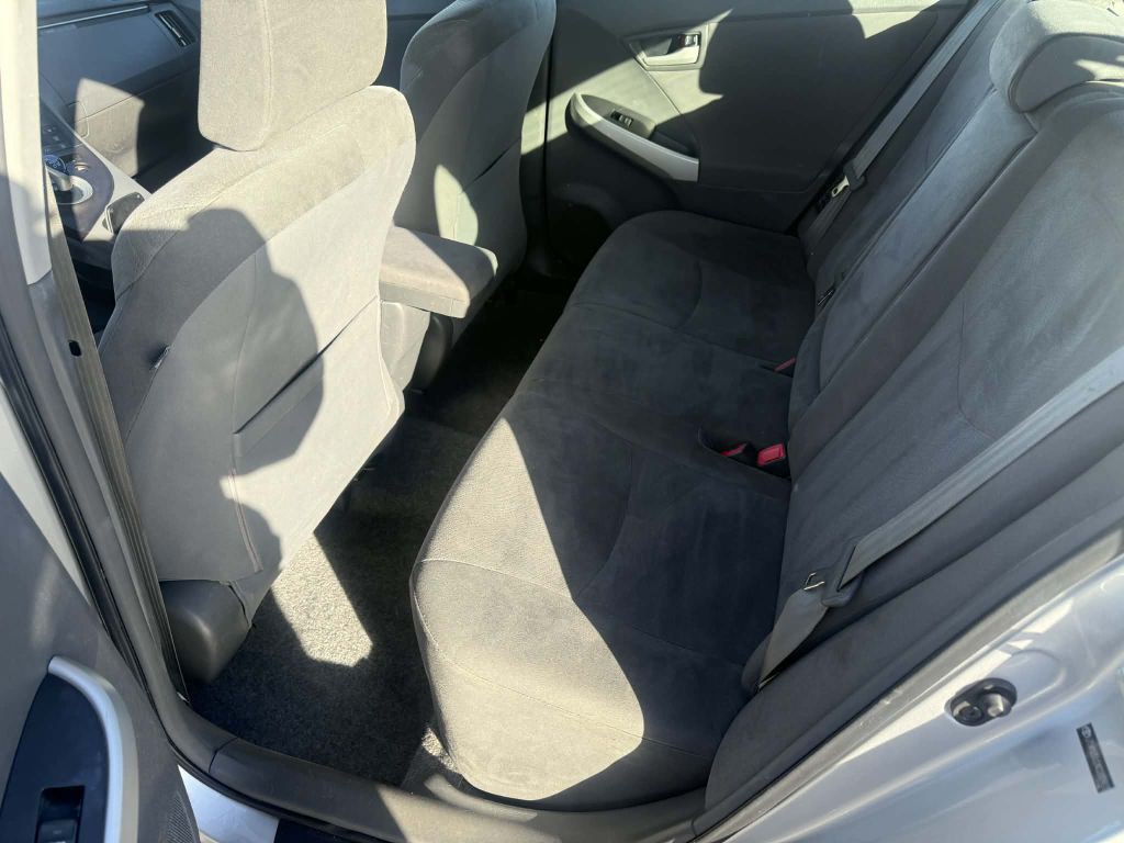 2010 Toyota Prius Image 10