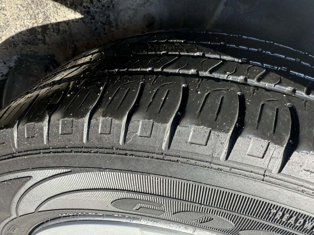 2010 Toyota Prius Image 17