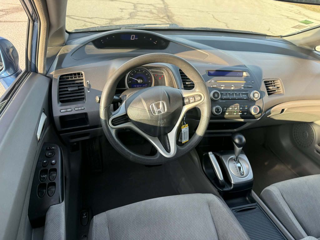 2010 Honda Civic Image 11