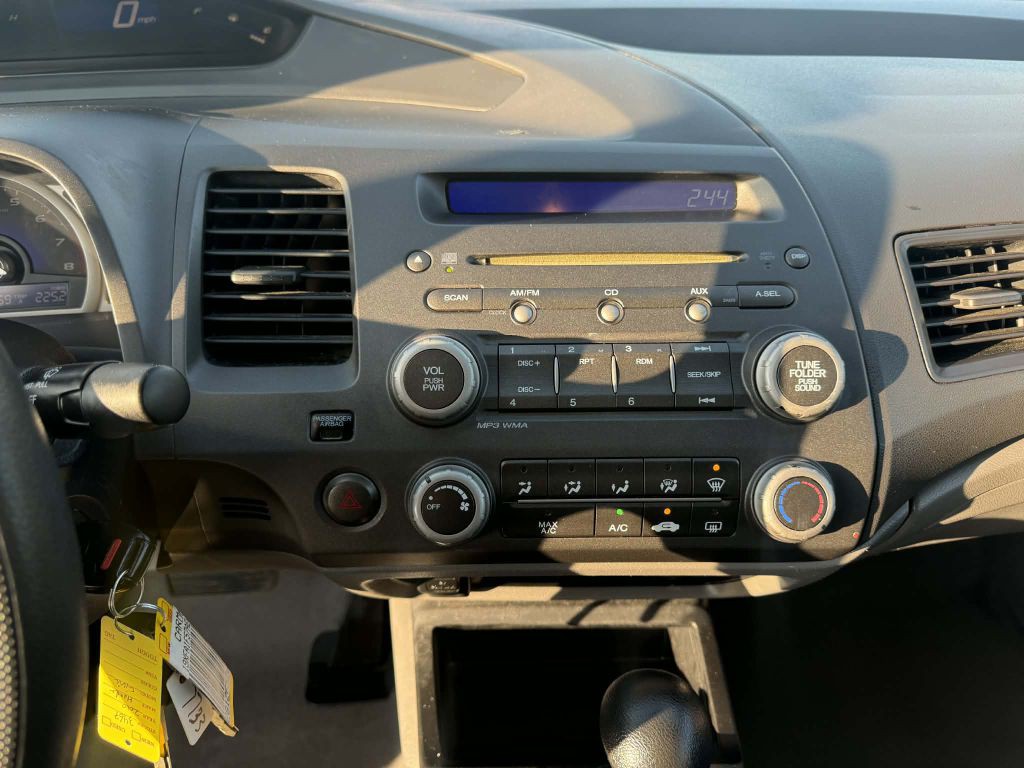2010 Honda Civic Image 17