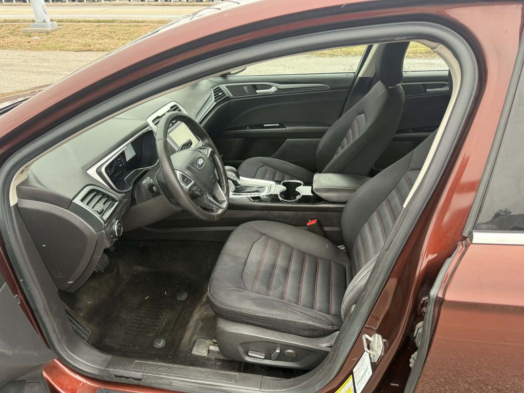 2015 Ford Fusion Image 9