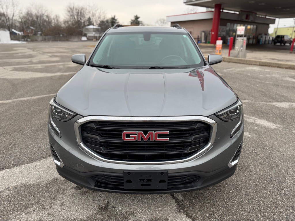 2018 GMC Terrain Image 2