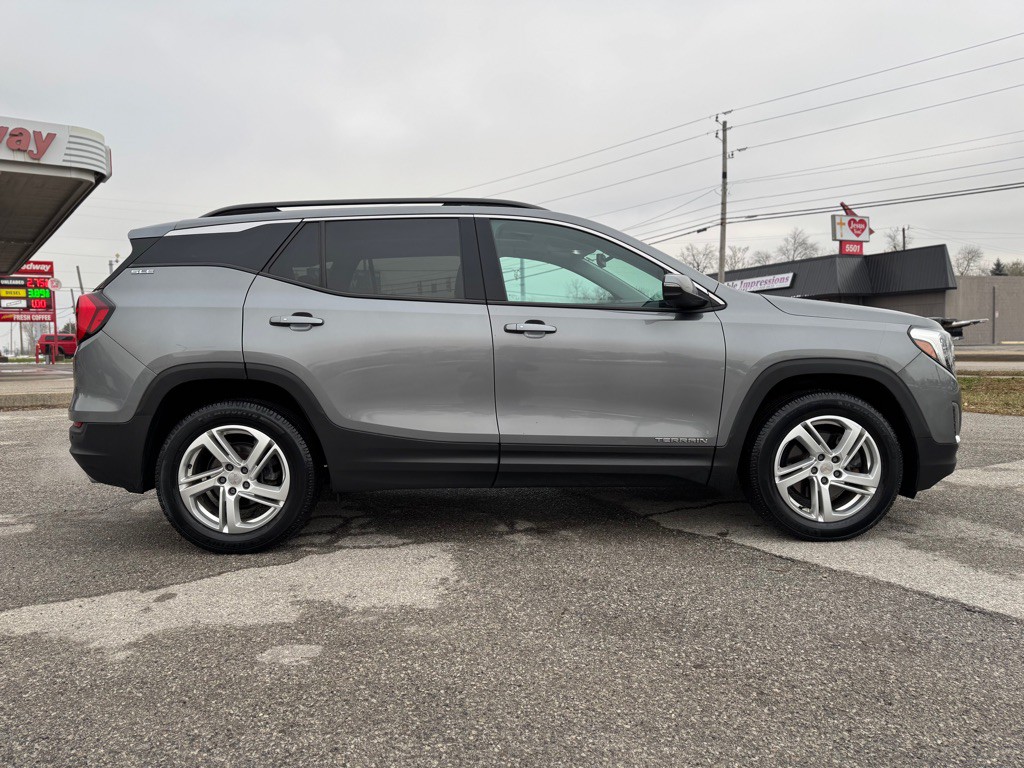 2018 GMC Terrain Image 5