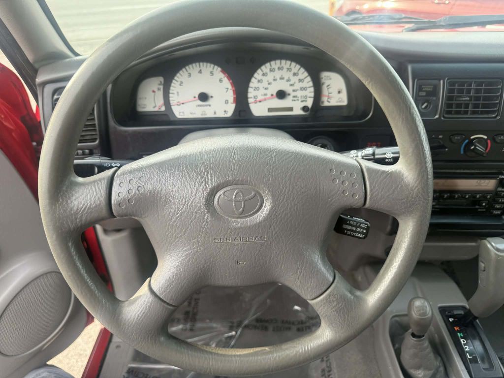 2002 Toyota Tacoma Image 17
