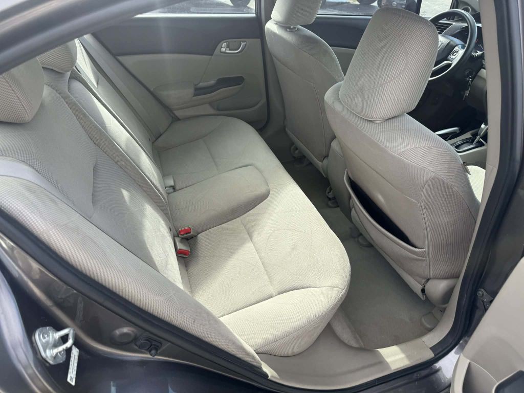 2012 Honda Civic Image 12