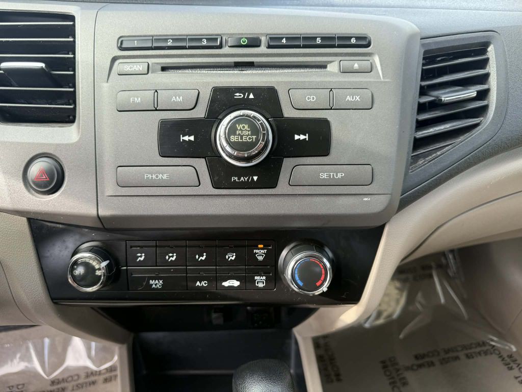 2012 Honda Civic Image 15