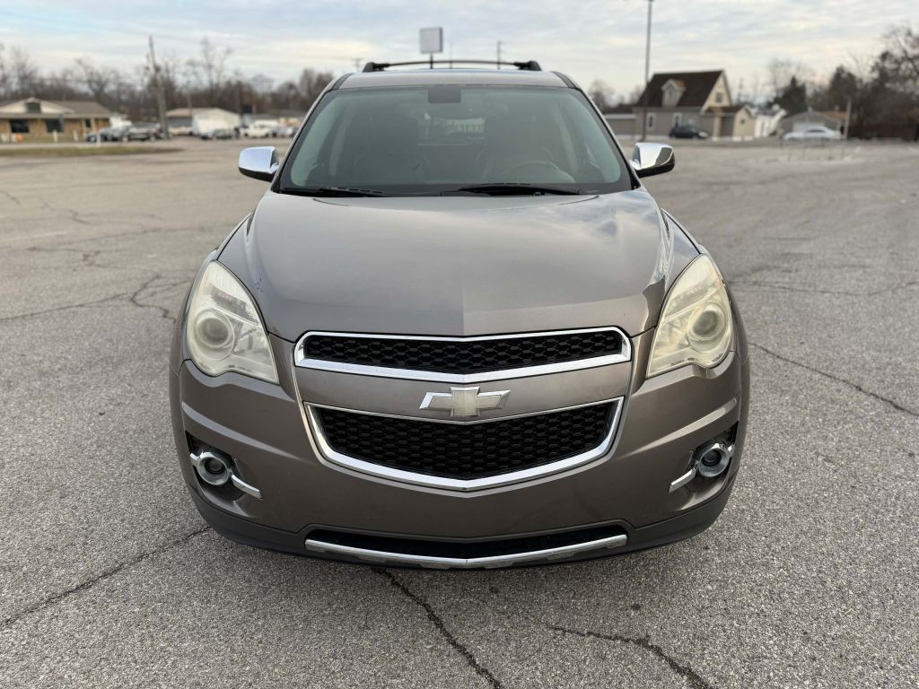 2010 Chevrolet Equinox Image 2