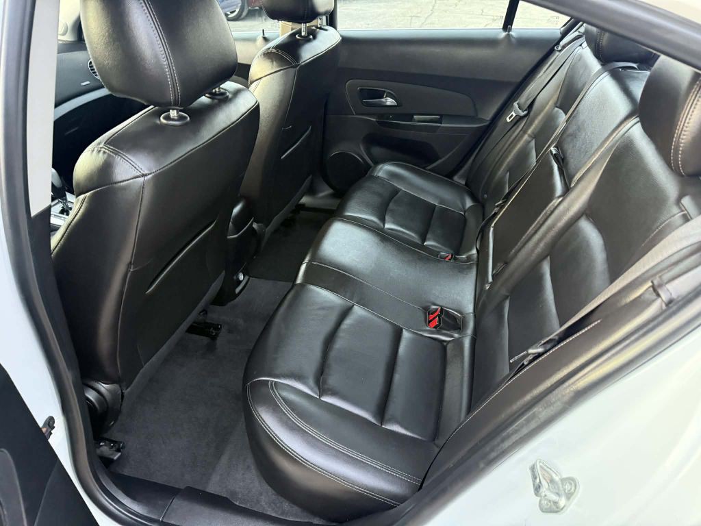 2014 Chevrolet Cruze Image 10