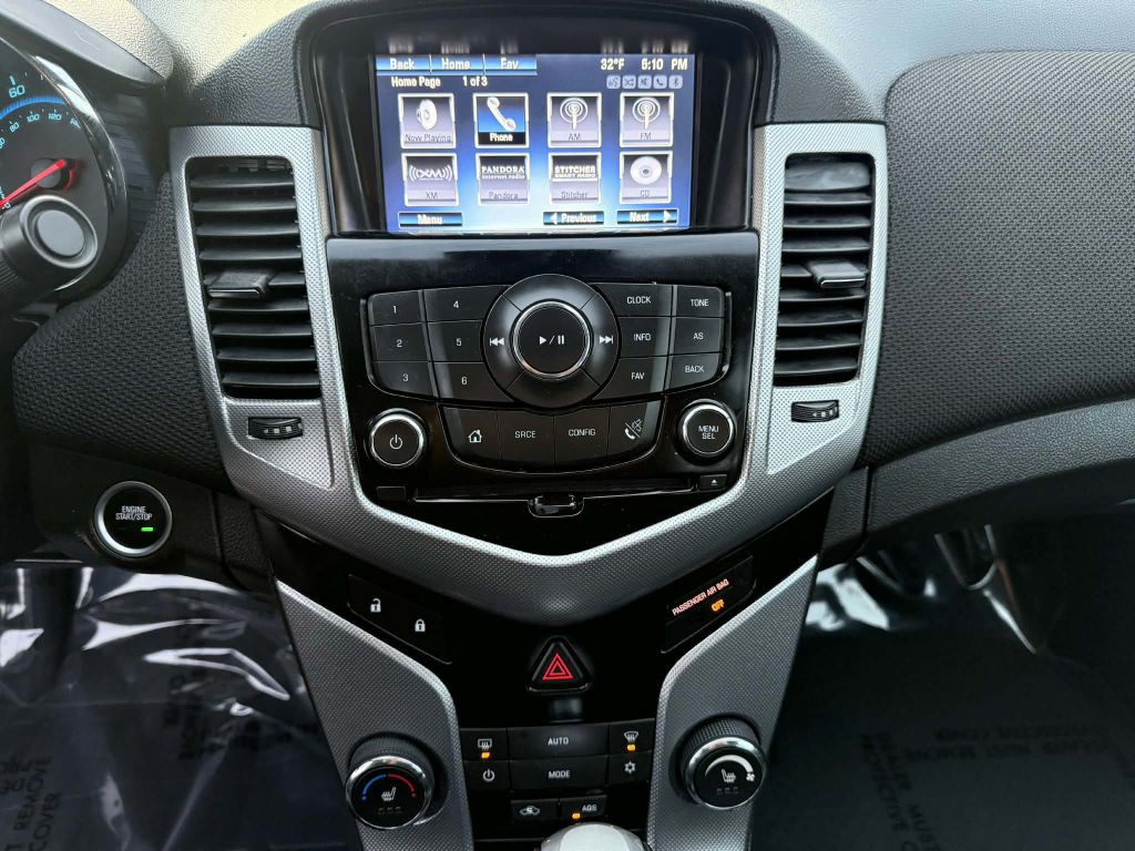 2014 Chevrolet Cruze Image 14