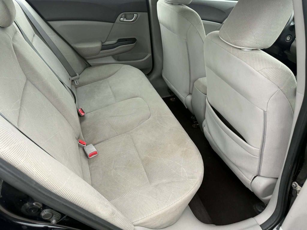 2012 Honda Civic Image 12