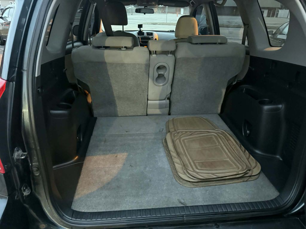 2011 Toyota Rav4 Image 12