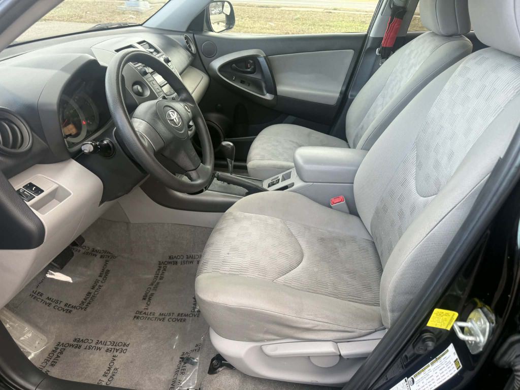 2011 Toyota Rav4 Image 9