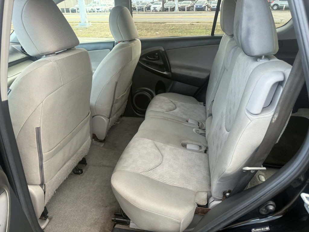 2011 Toyota Rav4 Image 10