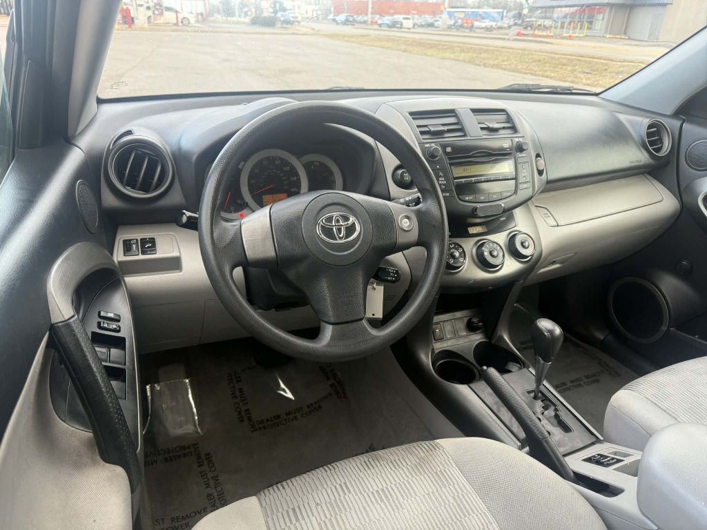 2011 Toyota Rav4 Image 11