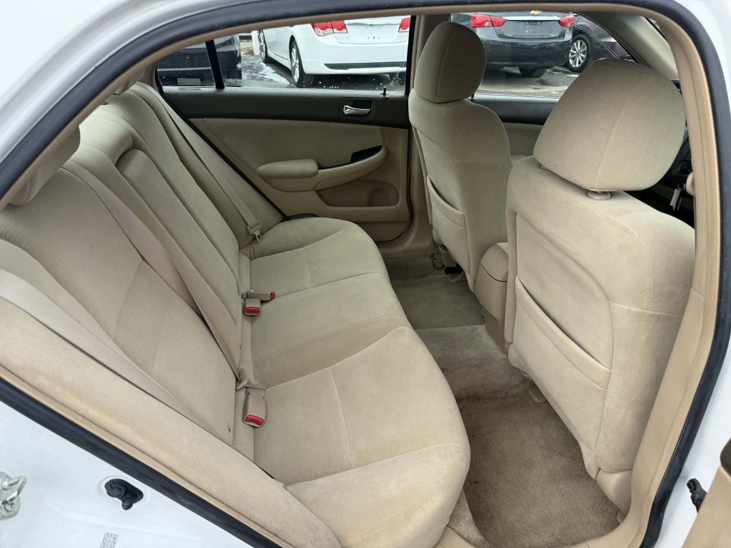 2007 Honda Accord Image 12