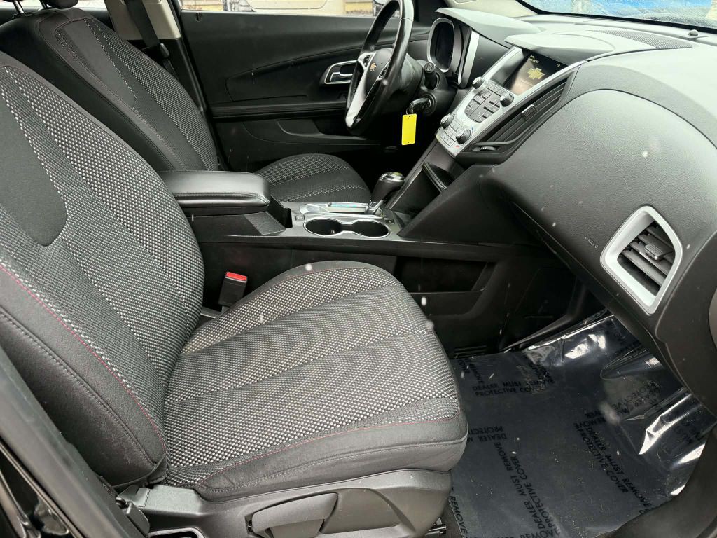 2017 Chevrolet Equinox Image 13