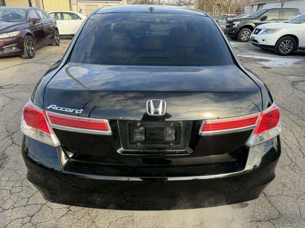 2012 Honda Accord Image 5