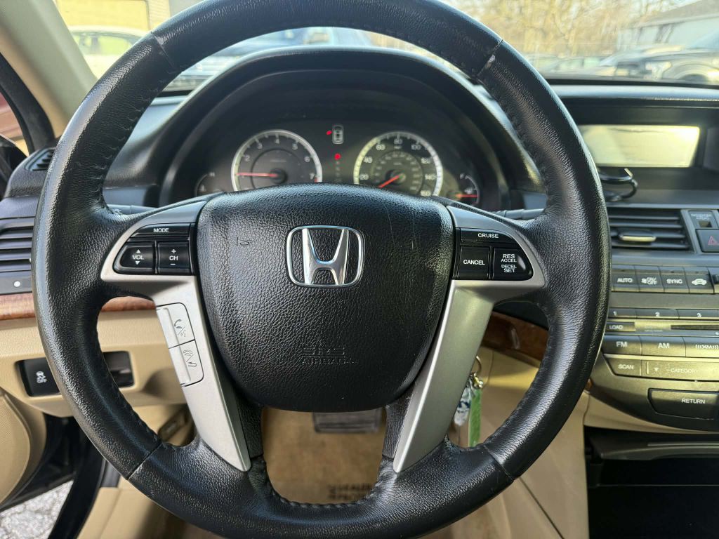 2012 Honda Accord Image 16