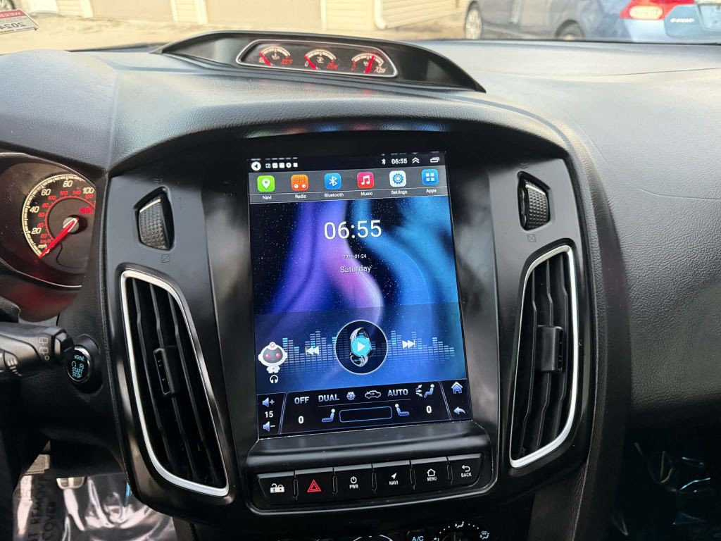 2014 Ford Focus Image 17