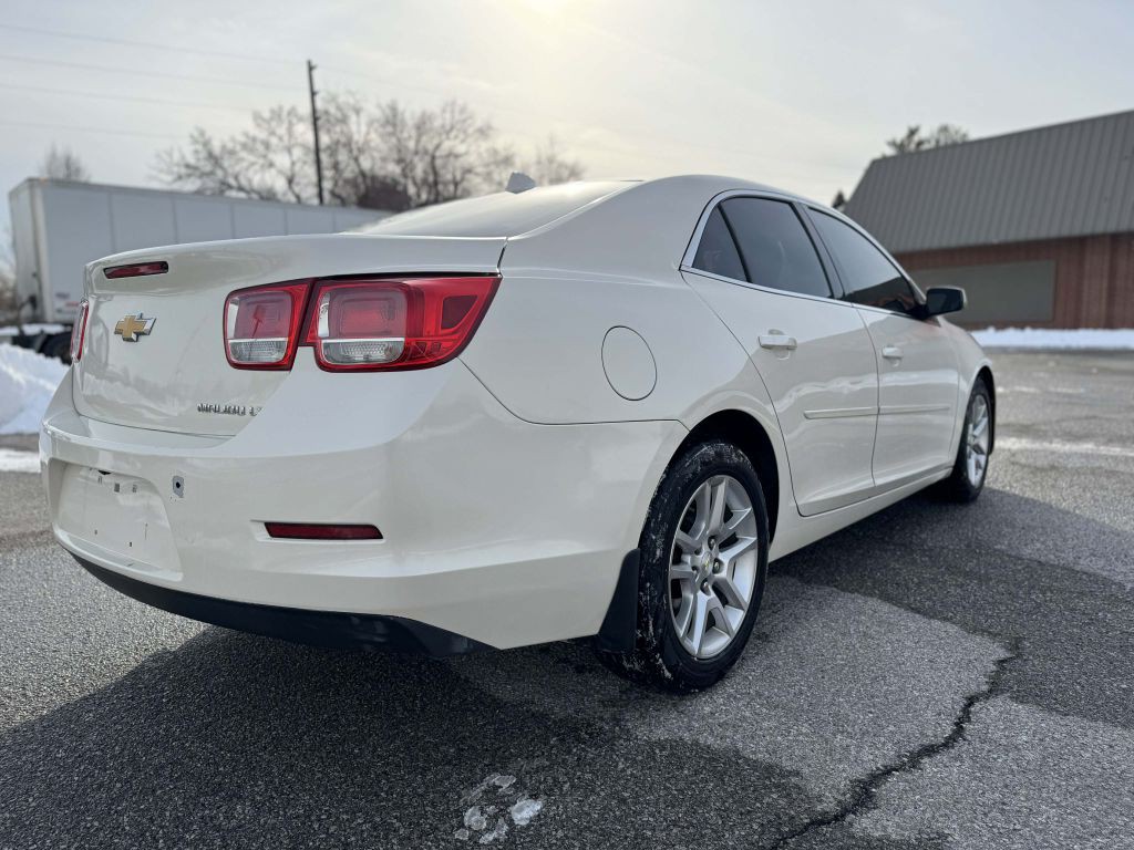 2014 Chevrolet Malibu Image 6