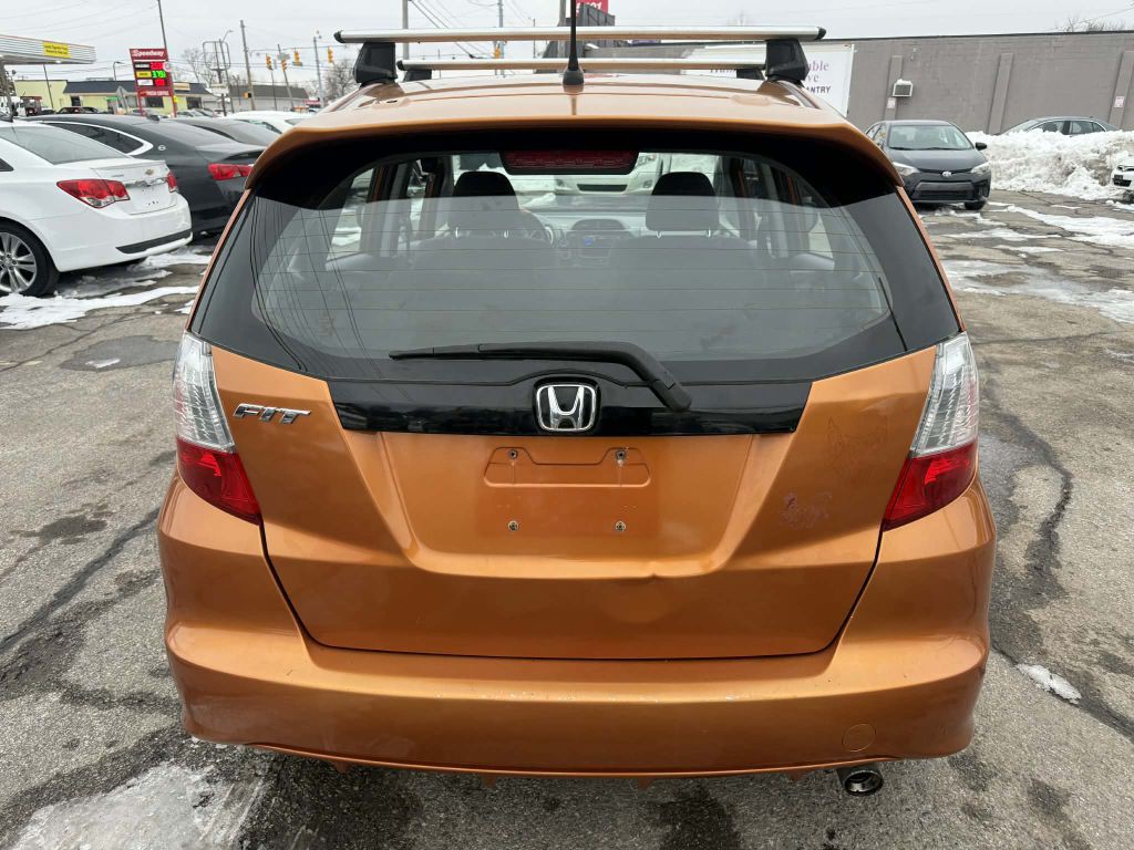 2011 Honda Fit Image 7