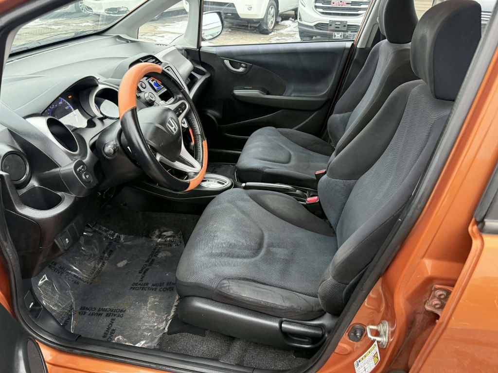 2011 Honda Fit Image 9