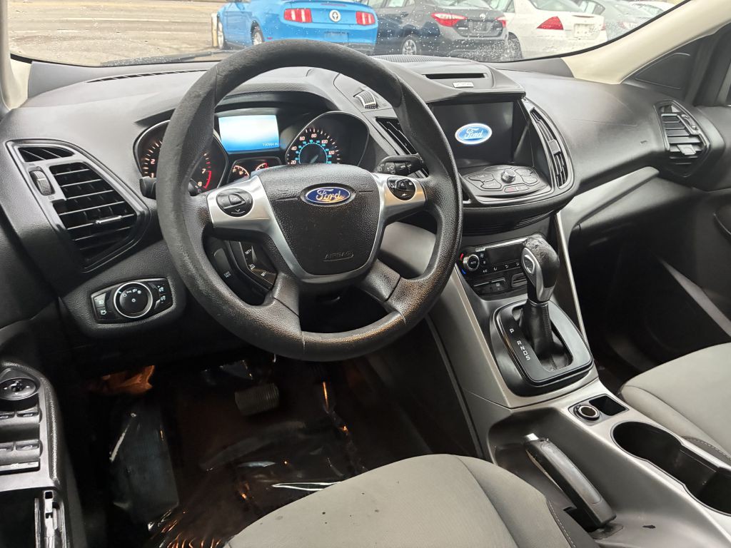 2016 Ford Escape Image 10