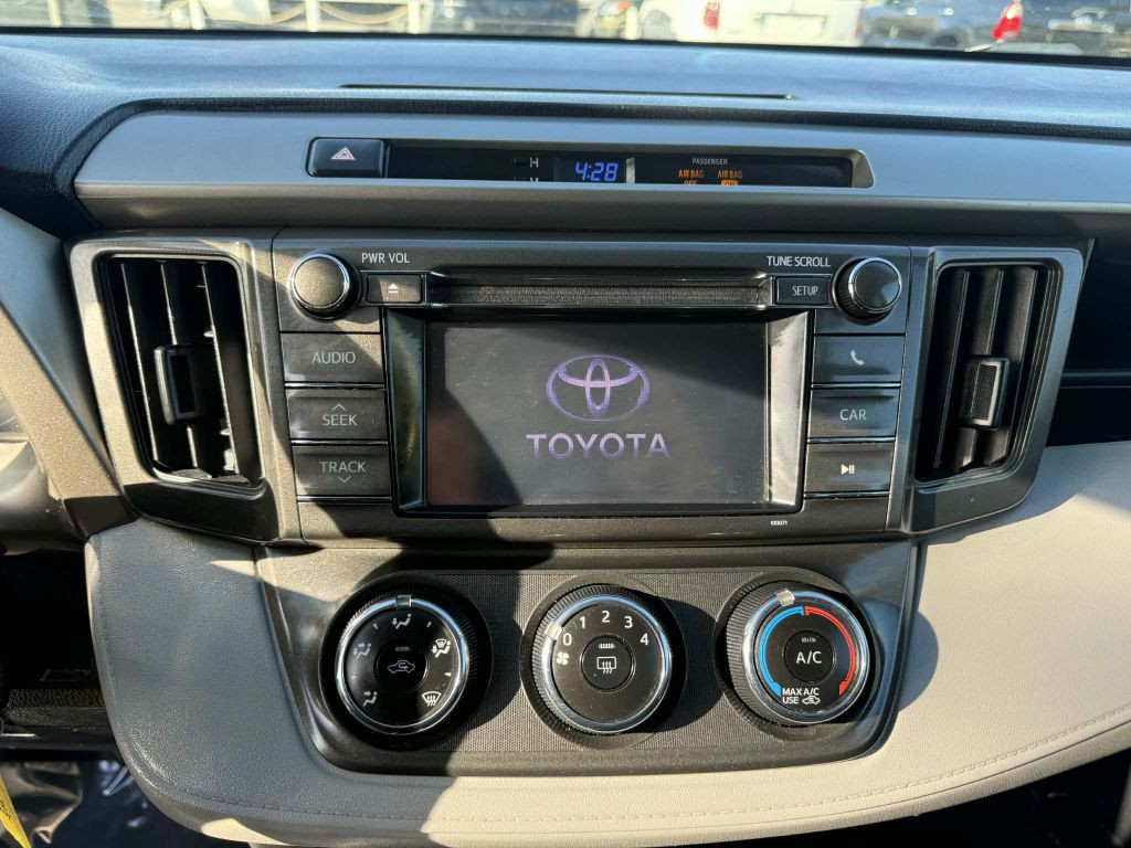 2013 Toyota Rav4 Image 16