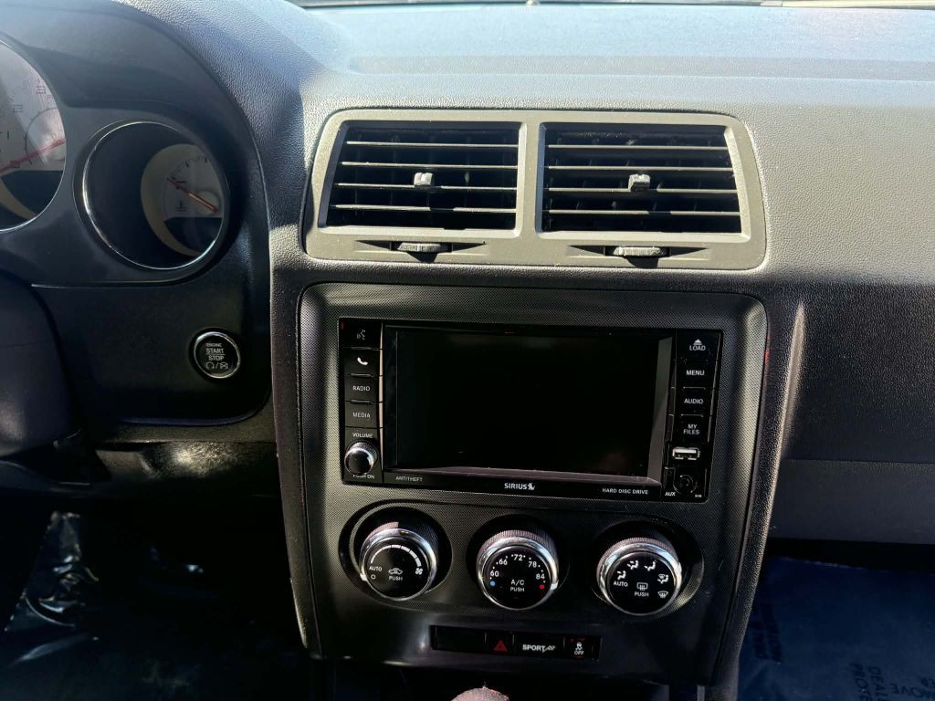 2013 Dodge Challenger Image 16