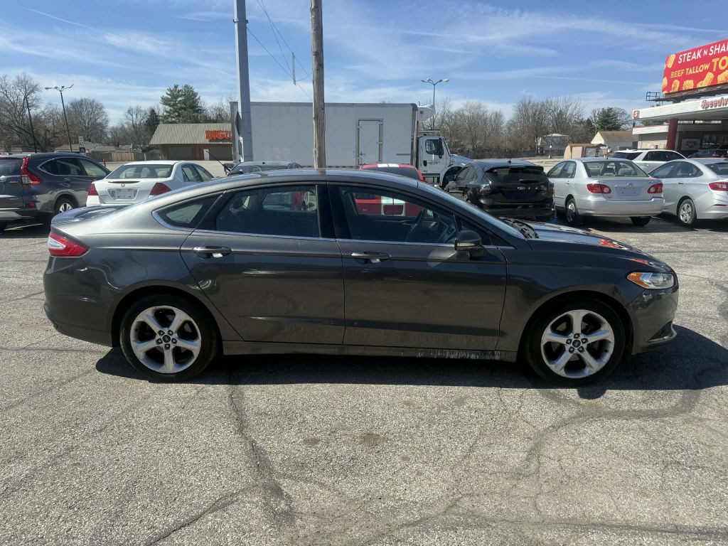 2016 Ford Fusion Image 3