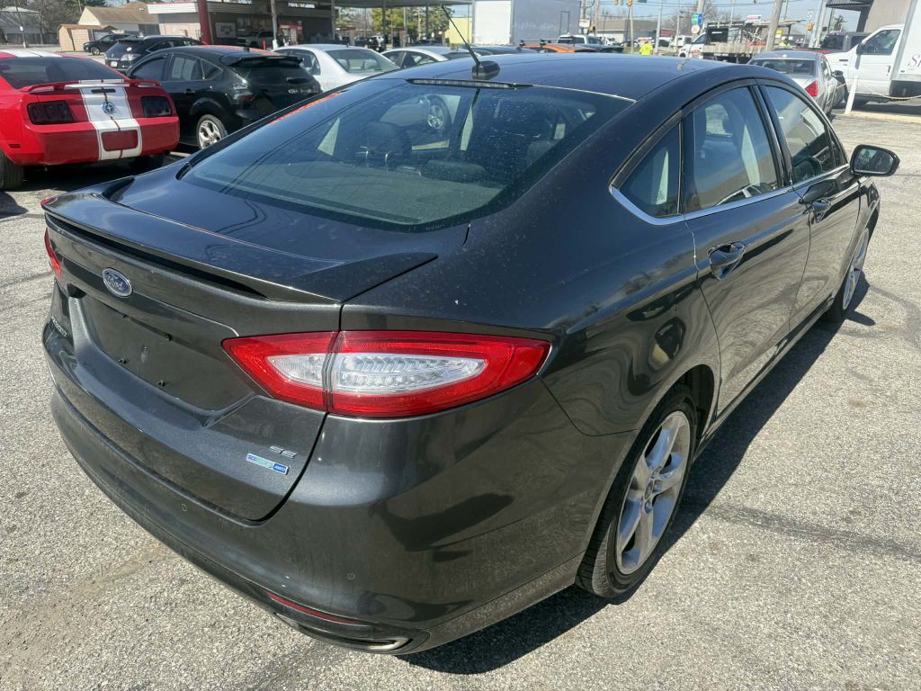 2016 Ford Fusion Image 4