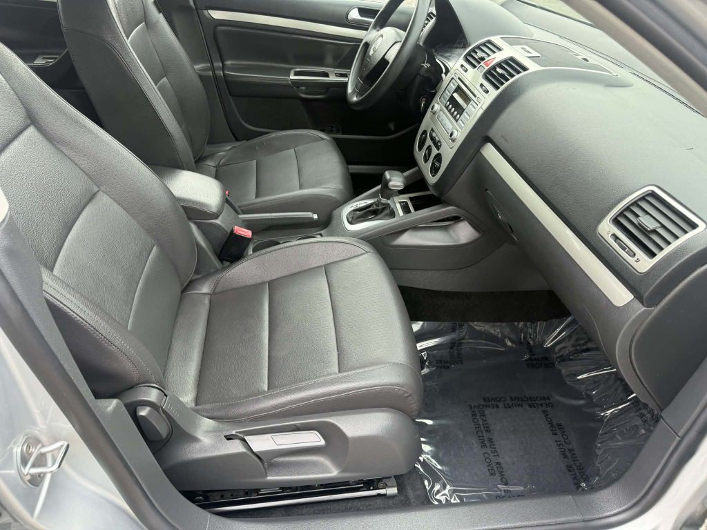 2007 Volkswagen Jetta Image 13