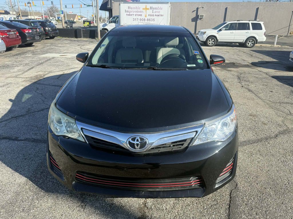 2012 Toyota Camry Image 1