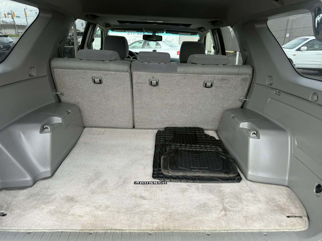 2004 Toyota 4Runner Image 12