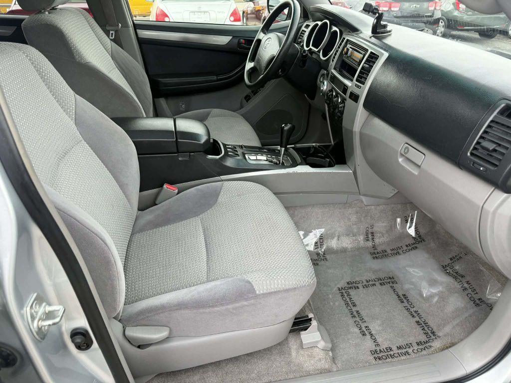 2004 Toyota 4Runner Image 14