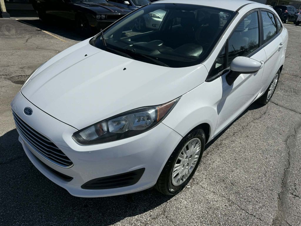 2016 Ford Fiesta Image 8