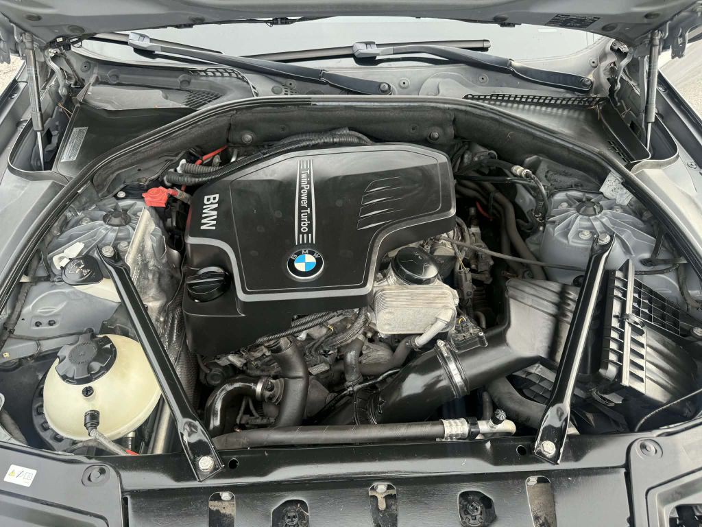 2013 BMW 5 Series Image 19