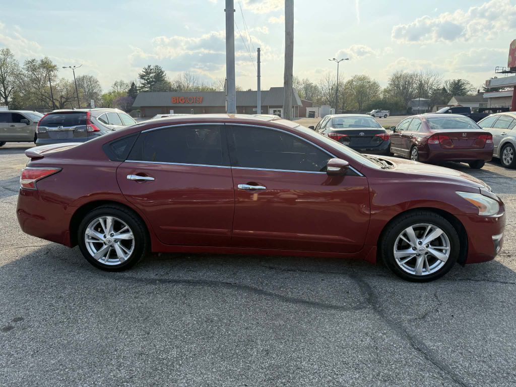 2014 Nissan Altima Image 3