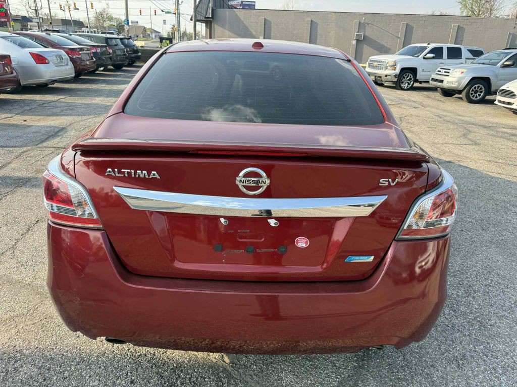 2014 Nissan Altima Image 5