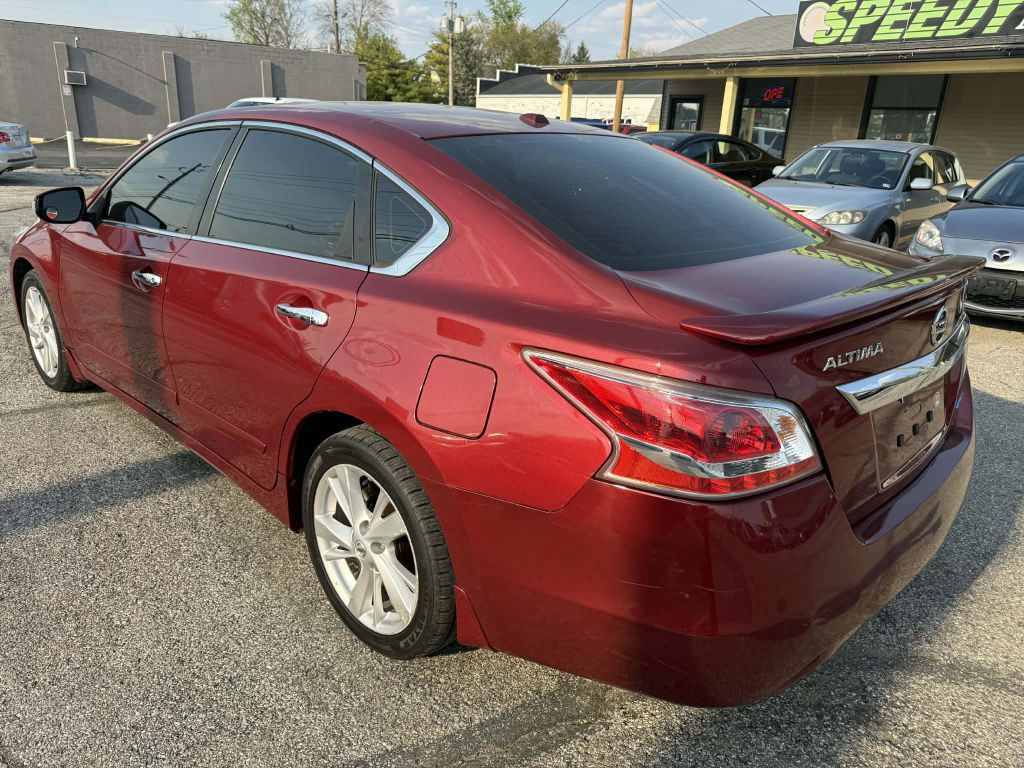 2014 Nissan Altima Image 6
