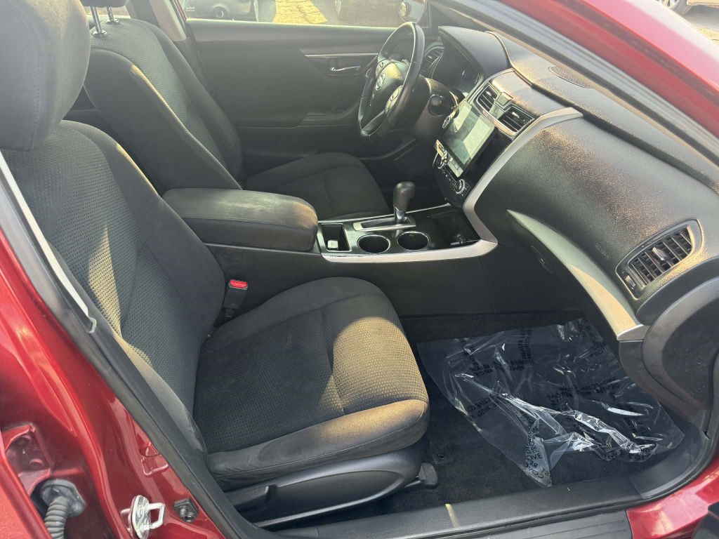 2014 Nissan Altima Image 12