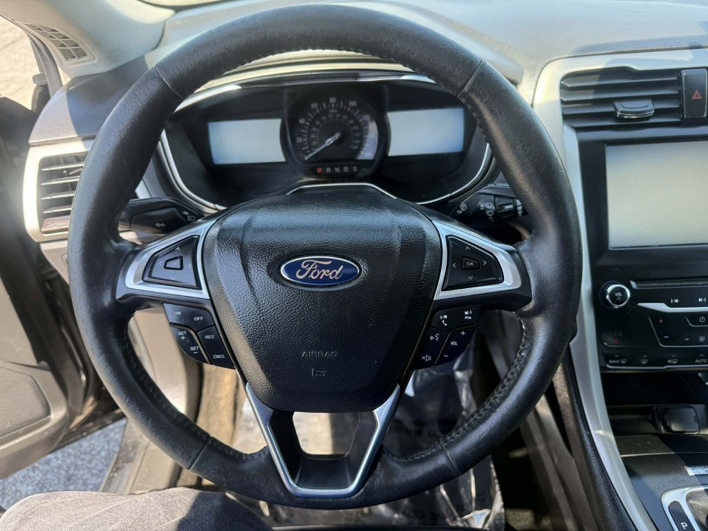 2015 Ford Fusion Image 14