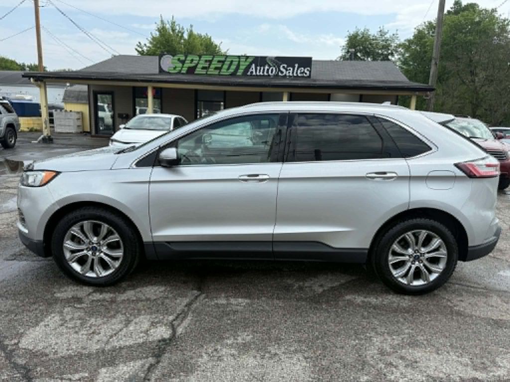 2019 Ford Edge Image 7