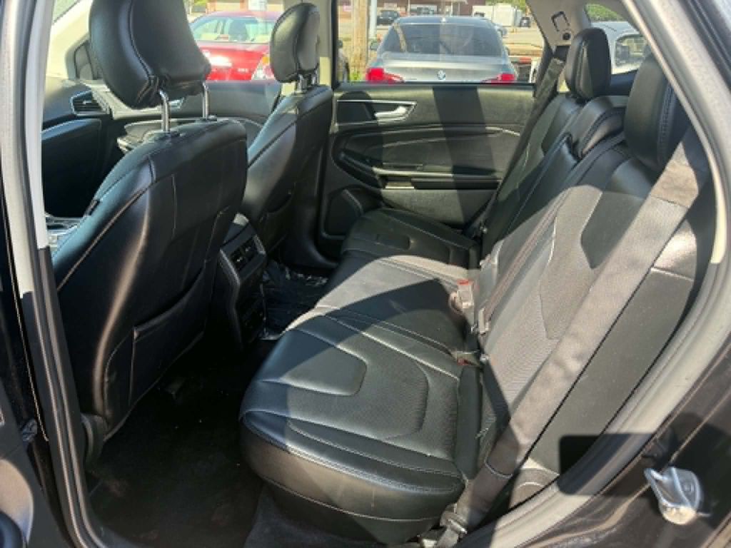 2016 Ford Edge Image 9