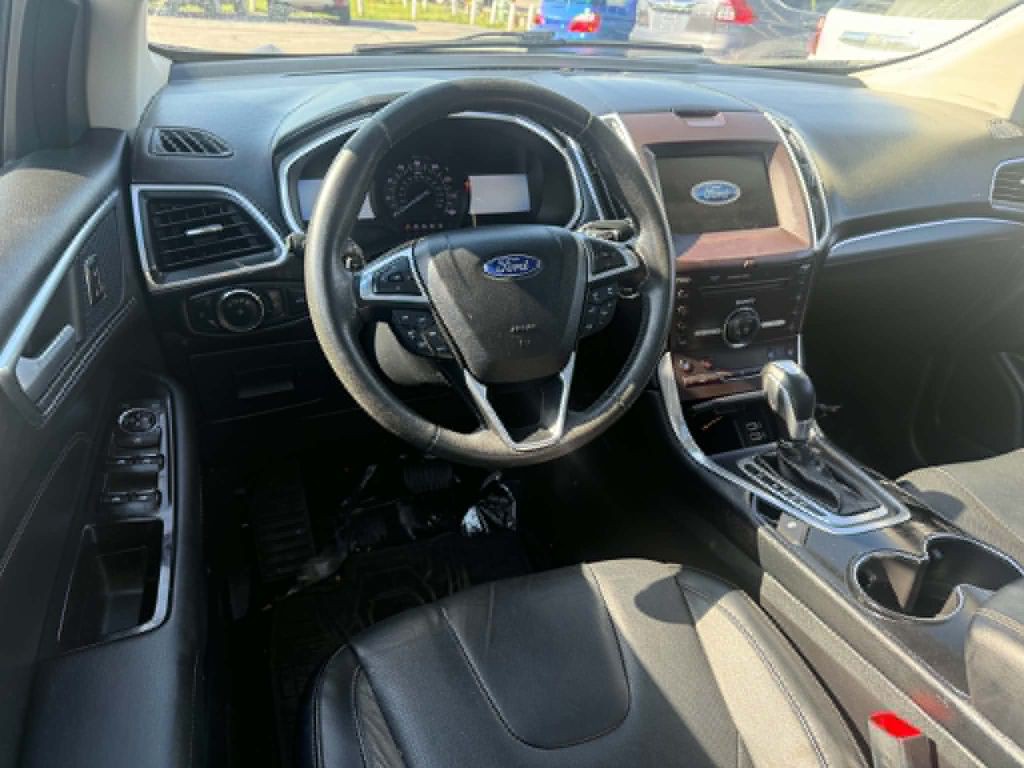 2016 Ford Edge Image 13