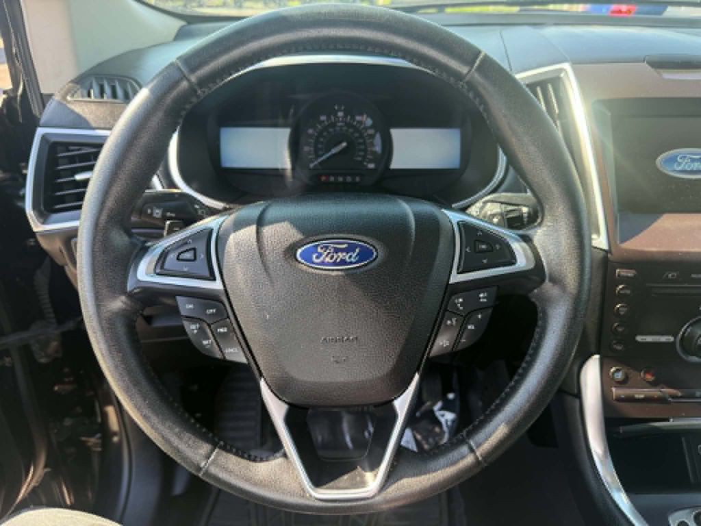 2016 Ford Edge Image 15